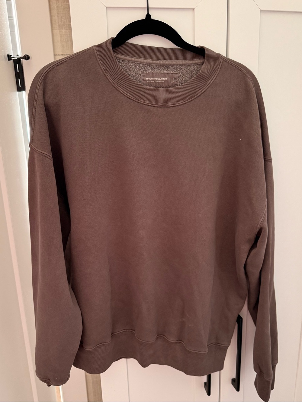 Men's A&F Crewneck Sweatshirt - Brown
